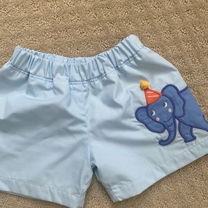 The Beaufort Bonnet Buckhead blue elephant shorts